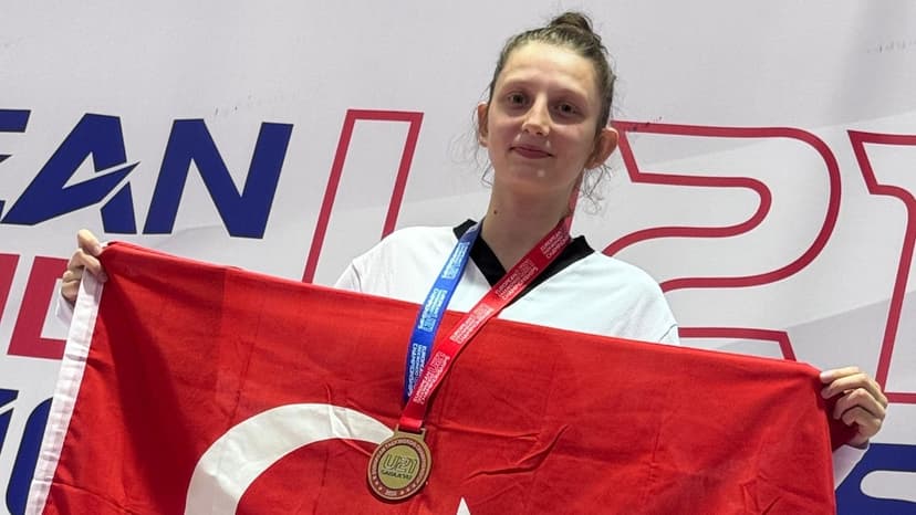Şevval Çakal, U21 Avrupa Taekwondo Şampiyonu!