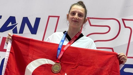 Genç Sporcumuz Şevval Çakal'dan Paris 2024 Yolunda Büyük Kararlılık!